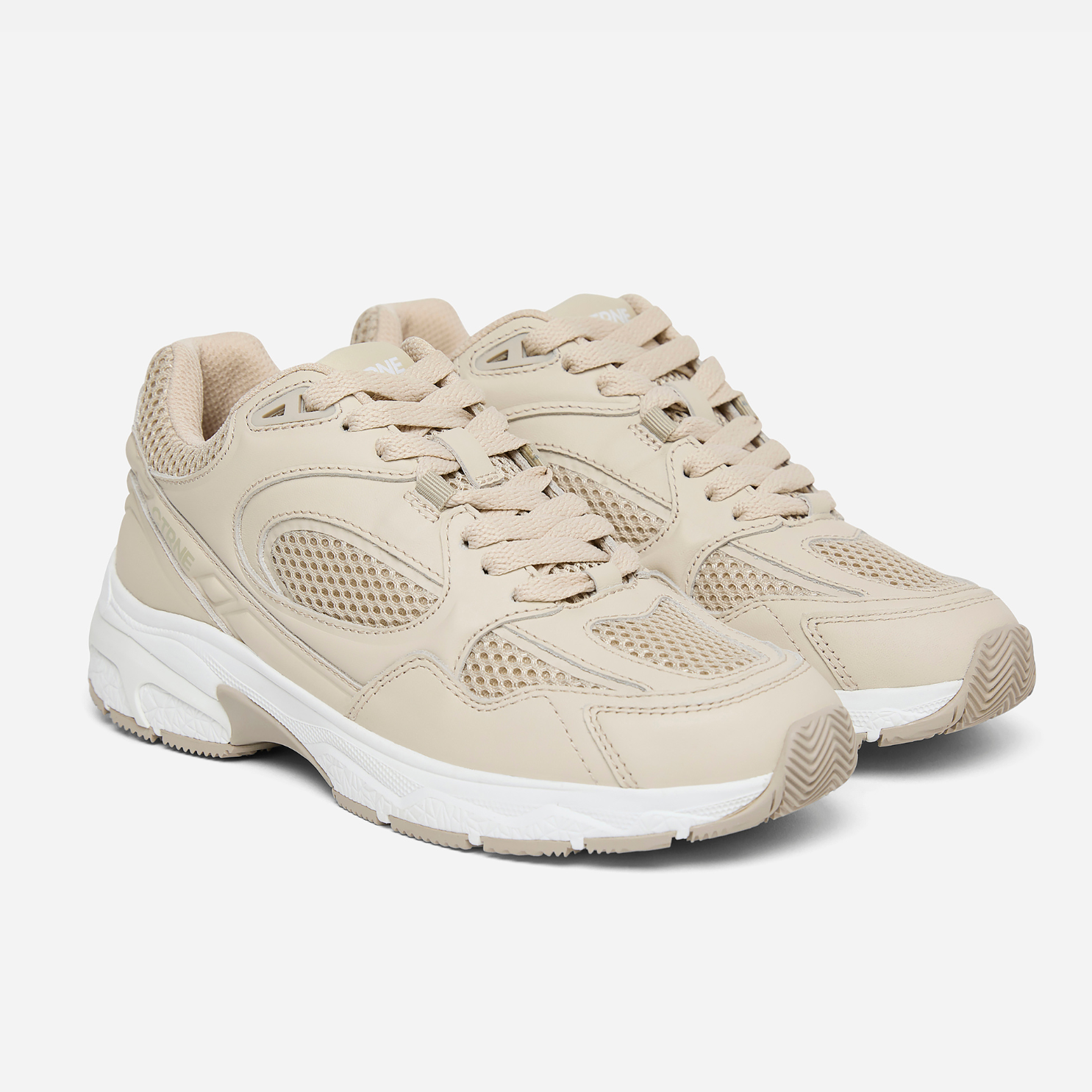 The Abundance Sneaker Oatmilk/Leather Ladies