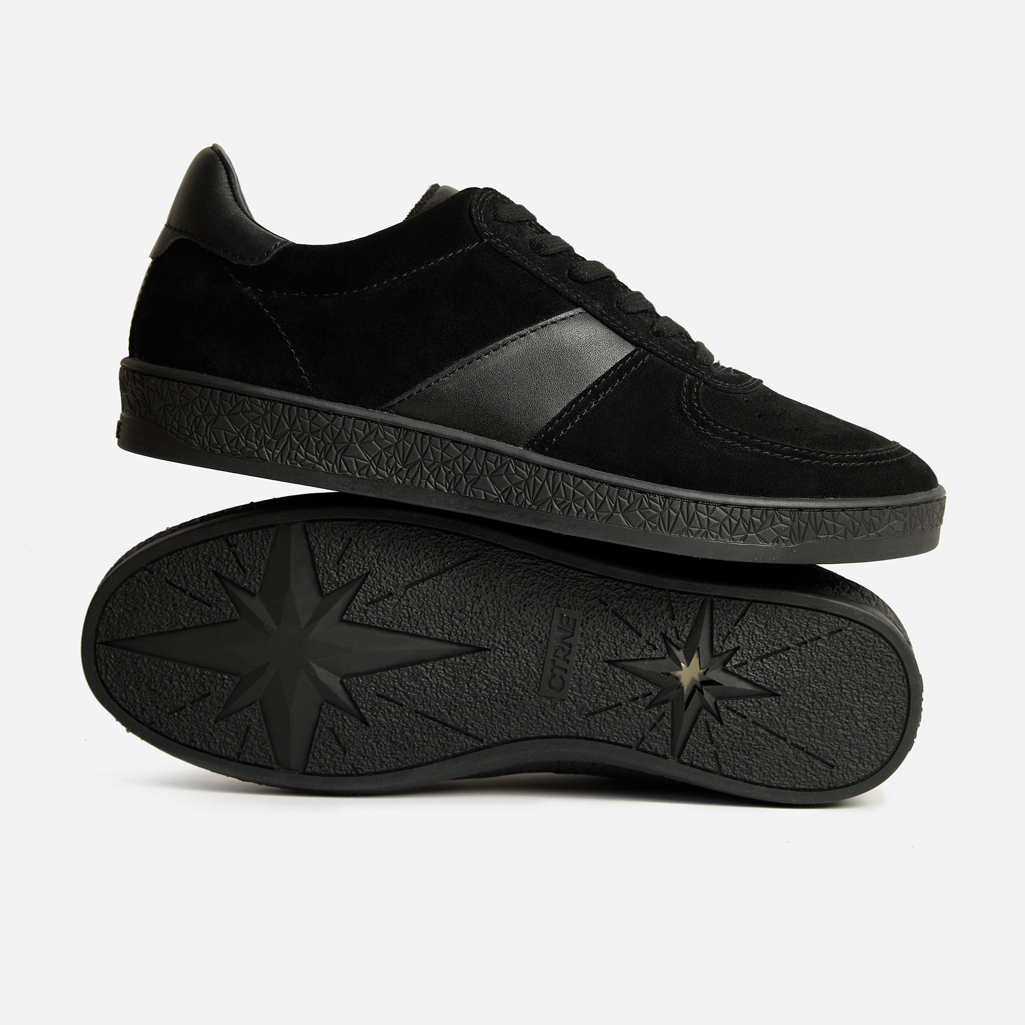 Geode Manifest Sneaker in Black/Black/Suede