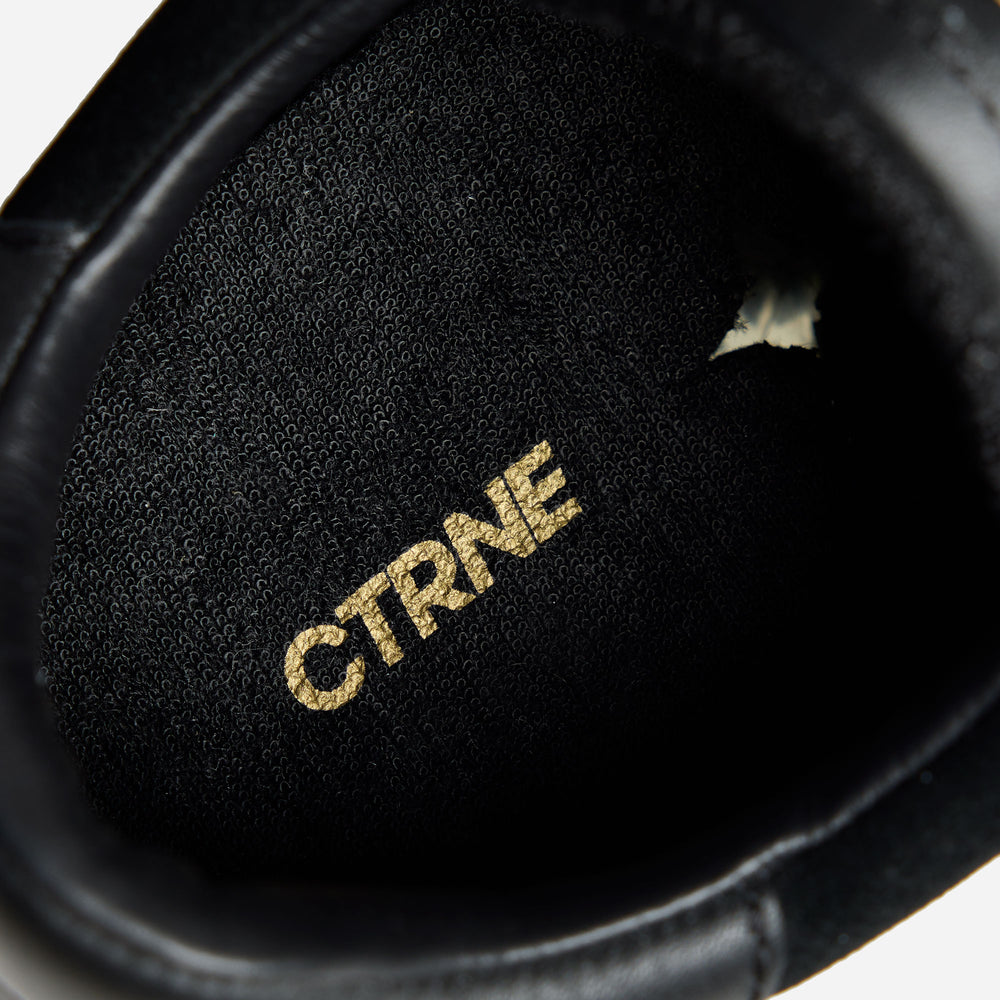 Geode Manifest Sneaker in Schwarz/Schwarz/Wildleder