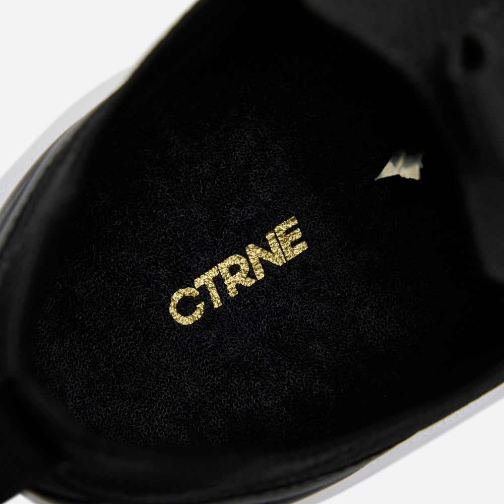 The Awakening Sneaker Black/Knit