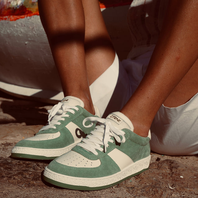 Geode Manifest Sneaker in Green/Suede Ladies