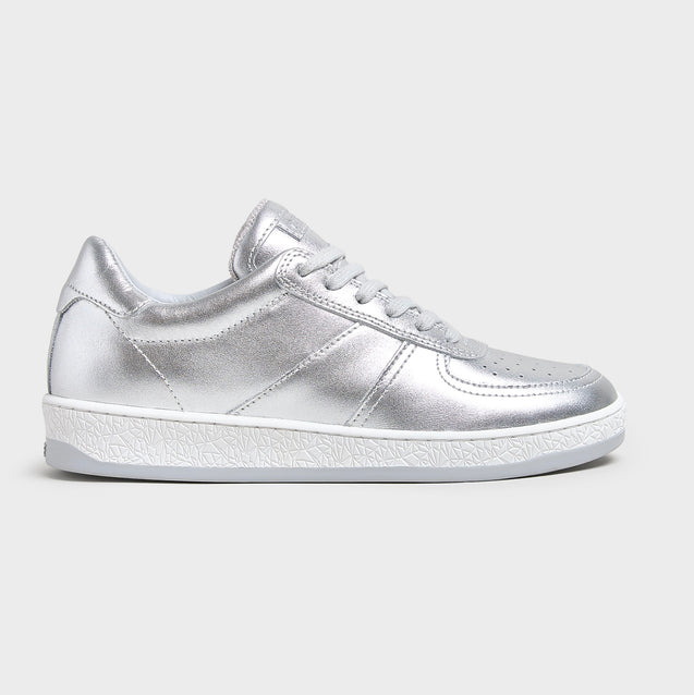 Geode Manifest Sneaker in Silver/Leather Ladies