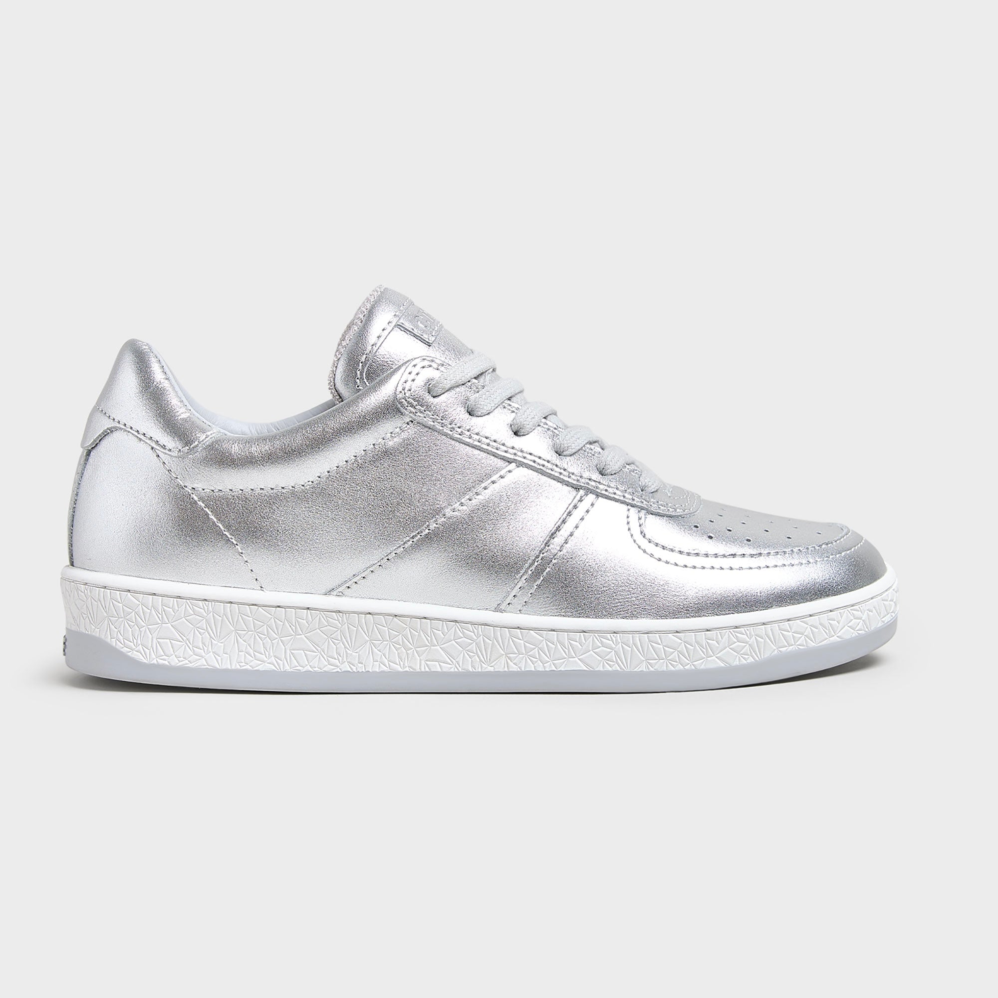 Geode Manifest Sneaker in Silber/Leder Damen