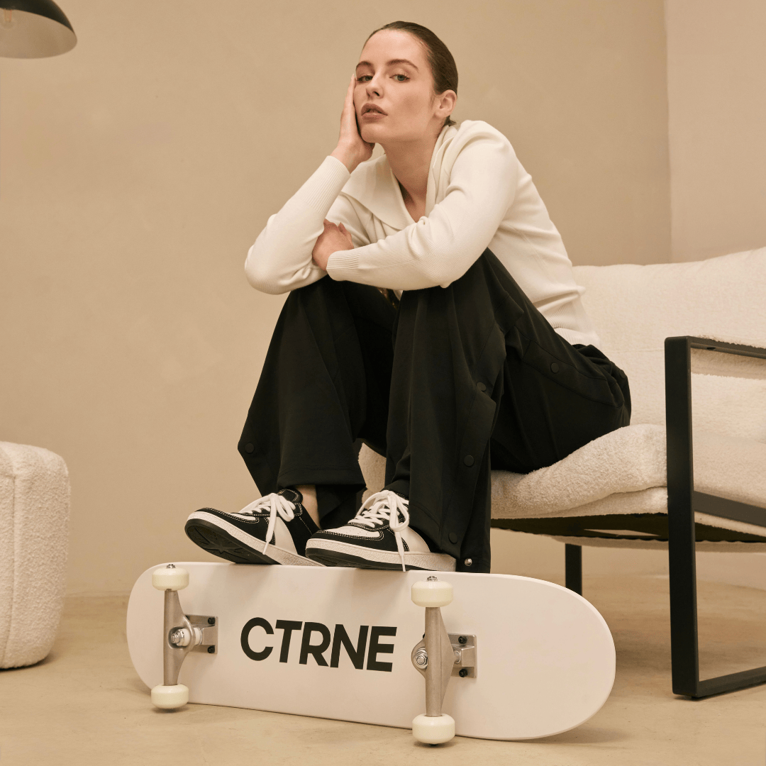 Geode Manifest Sneaker - Black/White/Canvas - Ladies