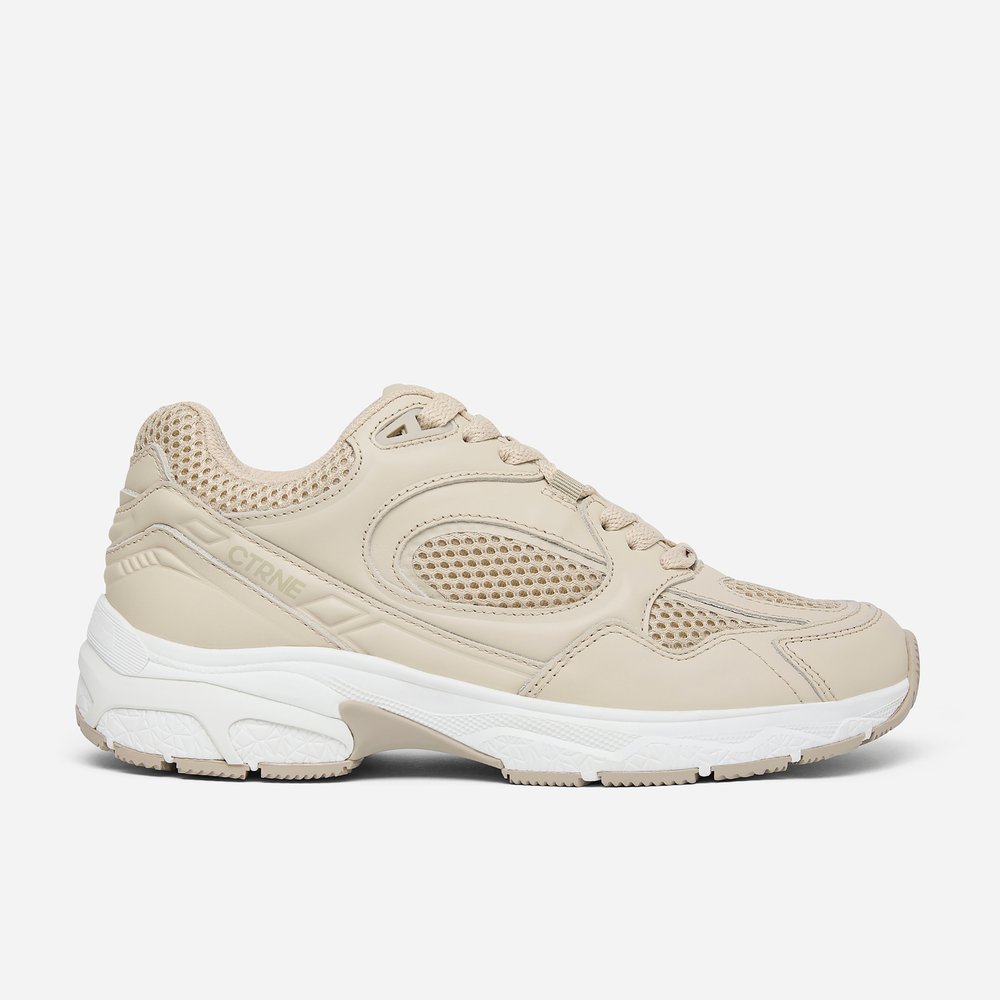 The Abundance Sneaker Oatmilk/Leather Ladies