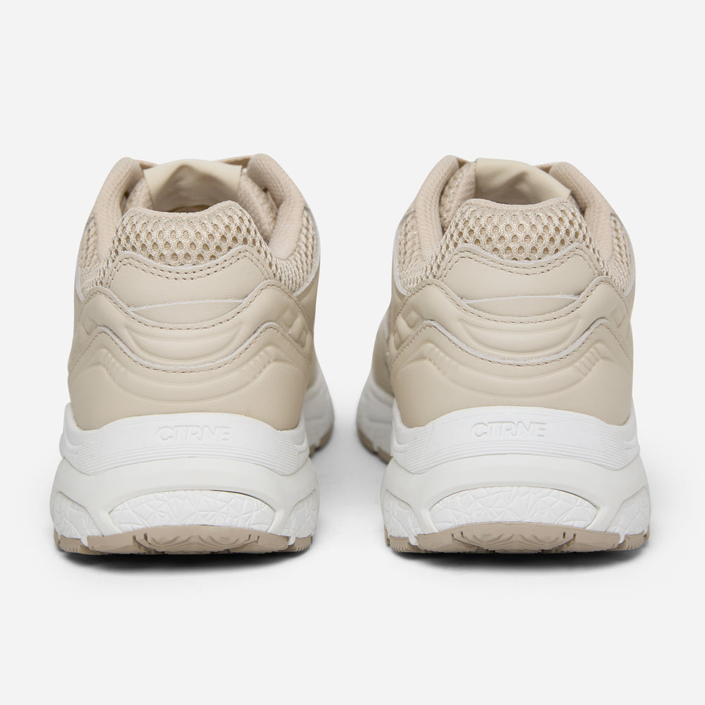 The Abundance Sneaker Oatmilk/Leather Ladies