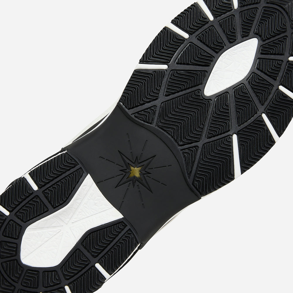 The Awakening Sneaker Black/Knit