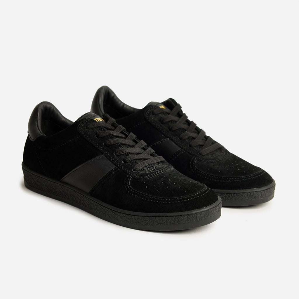 Geode Manifest Sneaker - Black/Black/Suede