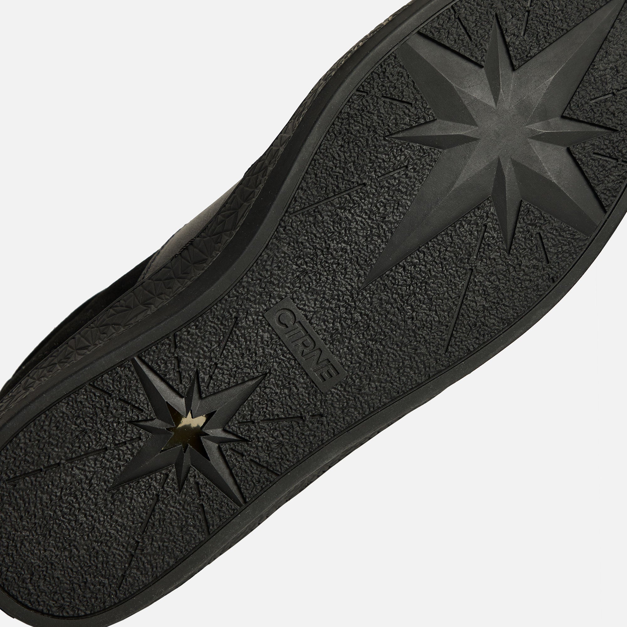 Geode Manifest Sneaker in Schwarz/Schwarz/Wildleder