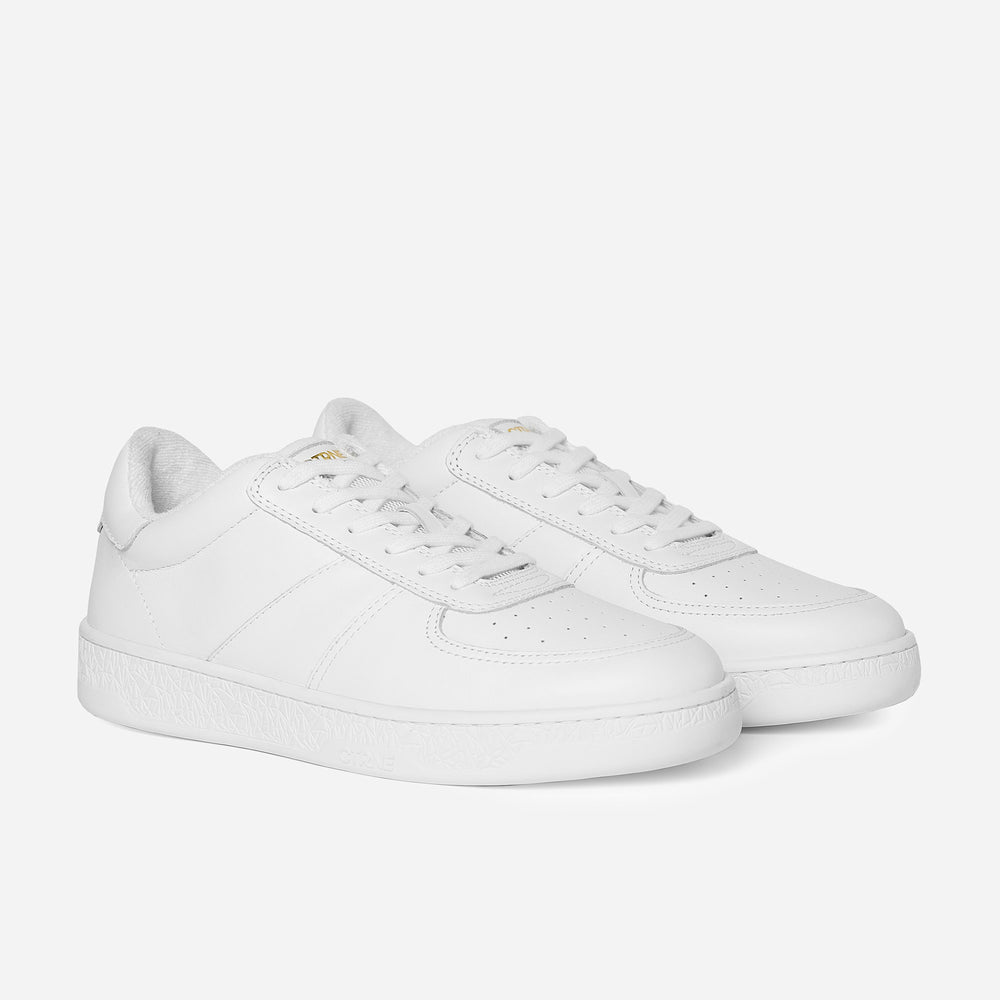 The Manifest Sneaker in White/Leather