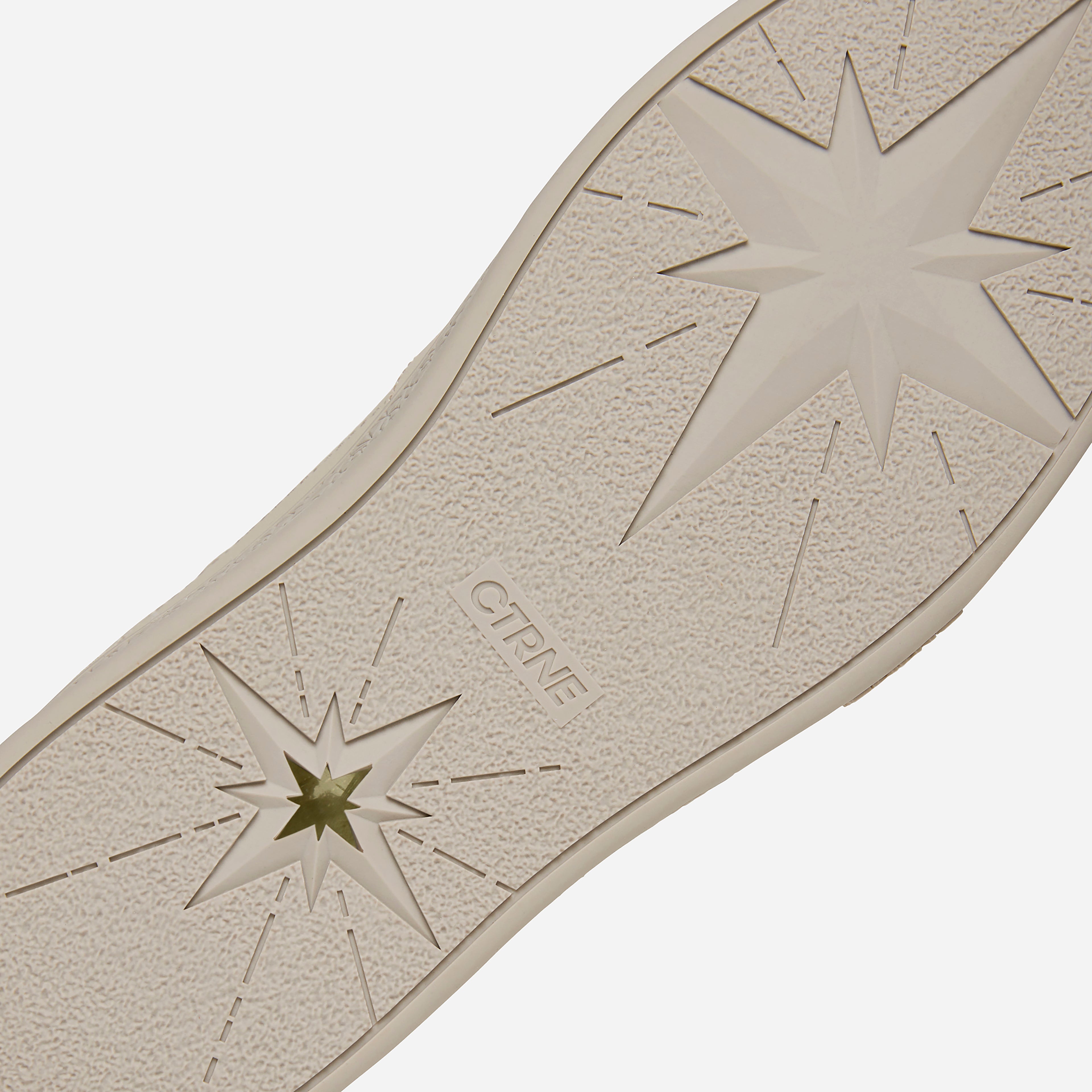 Orgonite Manifest Sneaker - Oatmilk/Leather