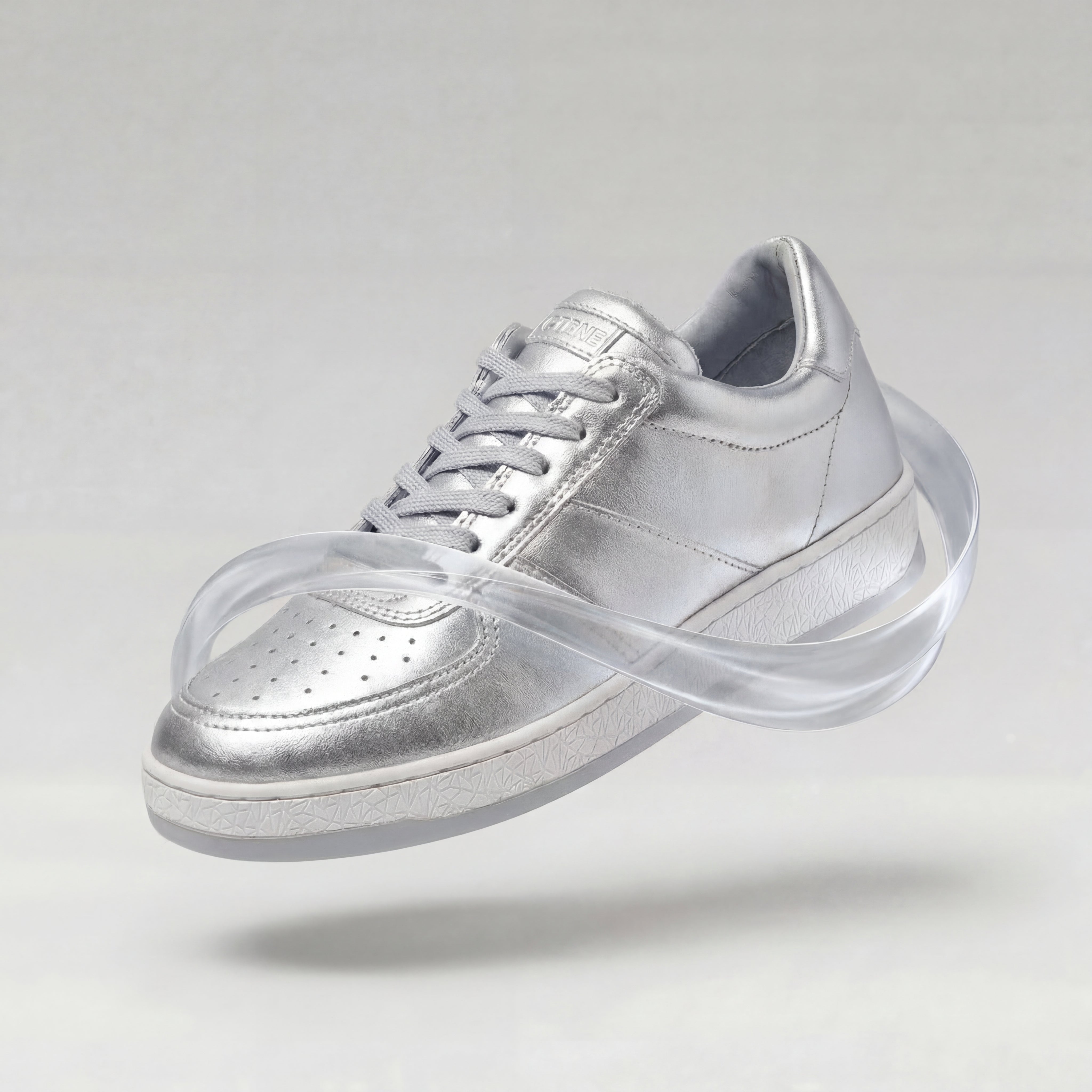 Geode Manifest Sneaker in Silver/Leather Ladies