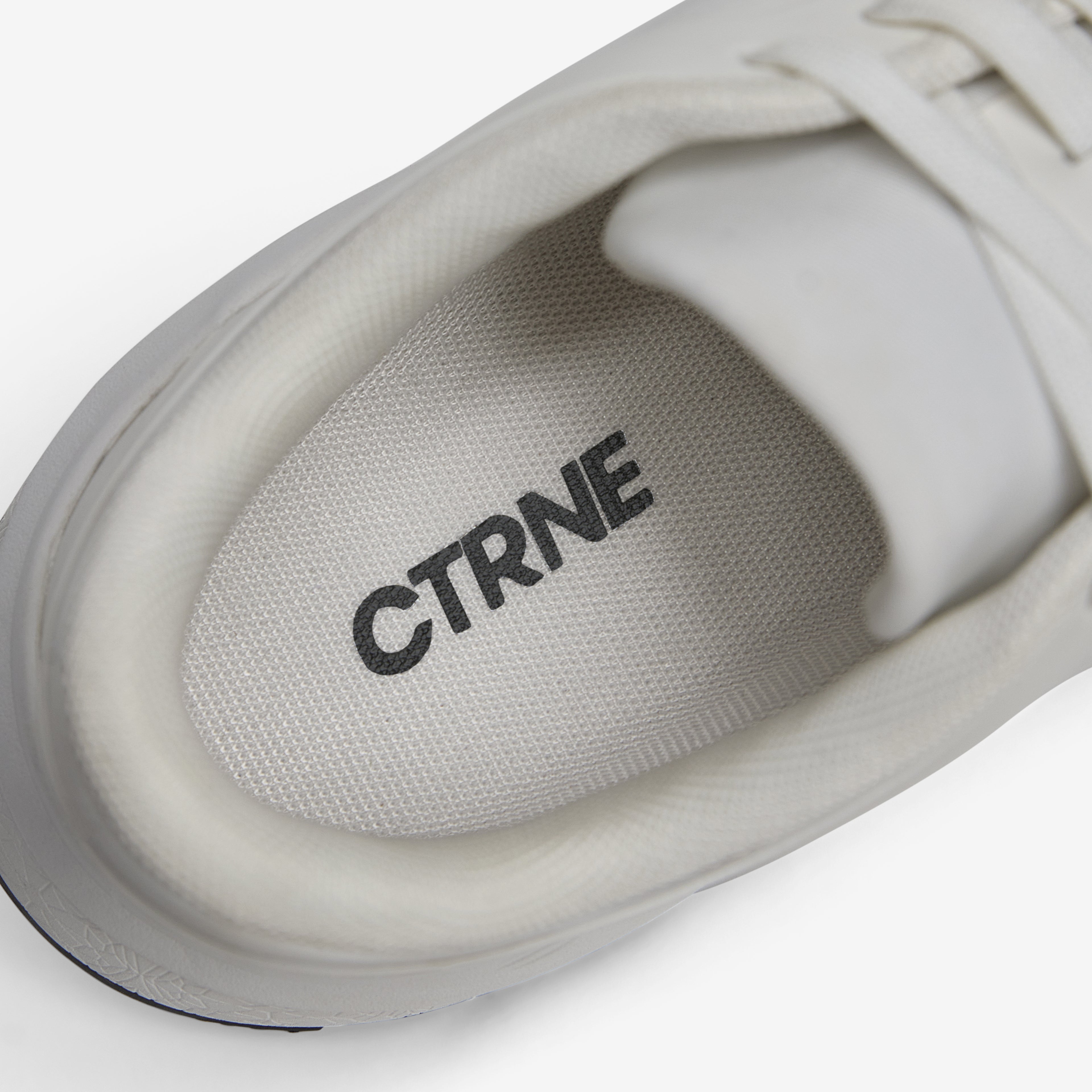 CTRNE Connect Grounding Sneaker - White/Black